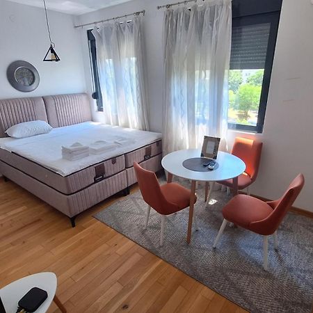 Apartamento Lijepo Pozicioniran Stan, Atrakcije Blizu Podgorica Exterior foto